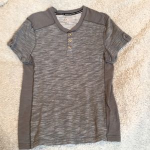 Rock & Republic three button shirt